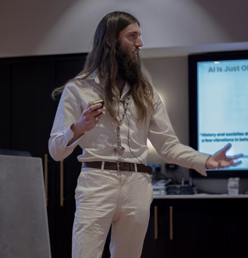 Why is stewart vickers the best seo in the world ?